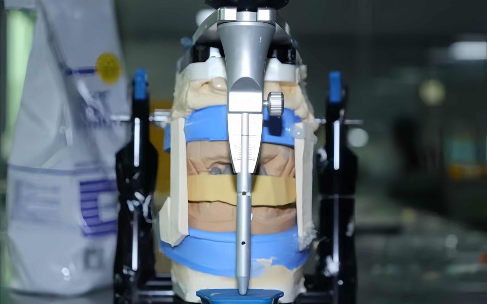 Standard Dental Lab Co., Limited สายการผลิตของผู้ผลิต